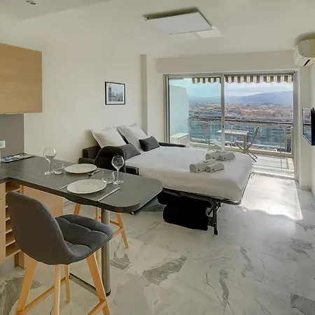 Apartmán Immogroom- Magnificent View - New - Terrace - Ac *