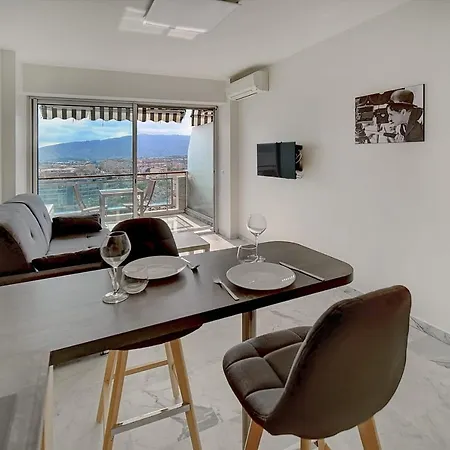 Immogroom- Magnificent View - New - Terrace - Ac Apartmán *